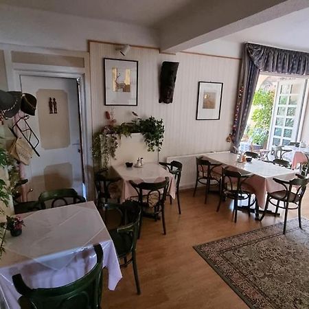 Bianco Apartment Sopron Ngoại thất bức ảnh